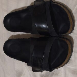 Birkenstock Oita Leather Sandals
